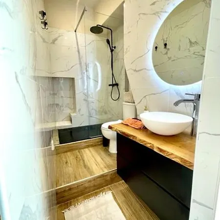 Superbe Vue Entierement Renove *
